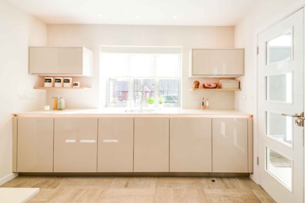 White side kitchen